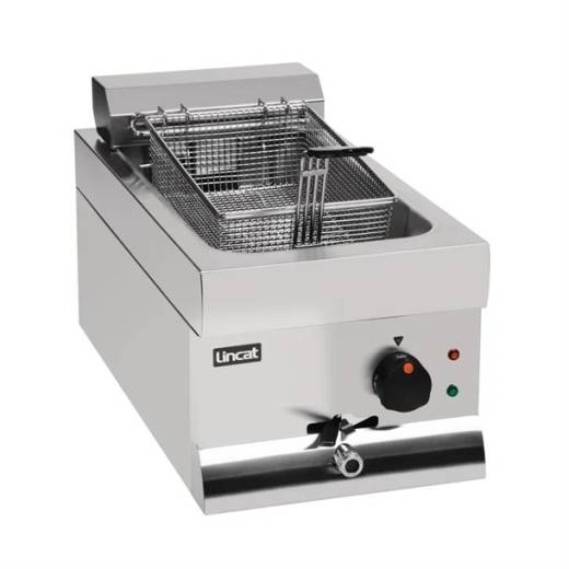 Lincat Single 9L Tank Single Basket Countertop Electric Fryer DF33 3kW